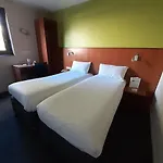 Hotel Relais Des 2 Rivieres