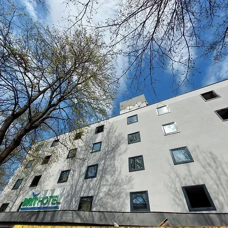 فندق Brit Hotel Confort Rouen Centre