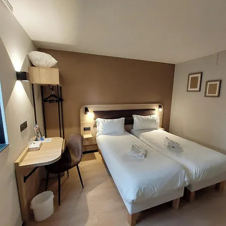 فندق Brit Hotel Confort Rouen Centre