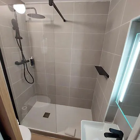 فندق Brit Hotel Confort Rouen Centre روان