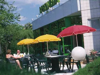 Brit Hotel Confort Rouen Centre 2*